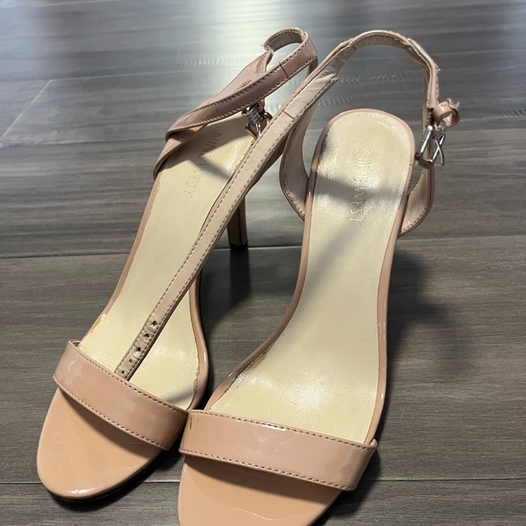 Nine West nude pink heels - Picture 7 of 8